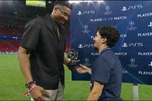跨界联动🏀⚽️字母哥为维蒂尼亚颁发欧冠决赛最佳球员奖杯