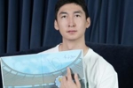 冬奥冠军武大靖晒姆巴佩to签：加油，姆巴佩！
